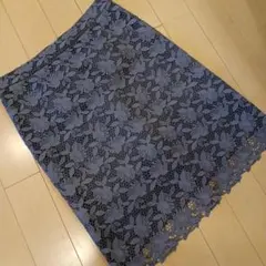 大きいサイズ　23区　ブルーグレー　花柄レース タイトスカート　サイズ４６