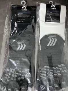 TABIOタビオ 5本指ソックスM 25〜27センチ ブラック ホワイトセット