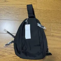 ケユカ keyuca ワンショルダー　ボディバッグ　ブラック