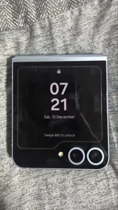 折りたたみ式スマートフォン 本体