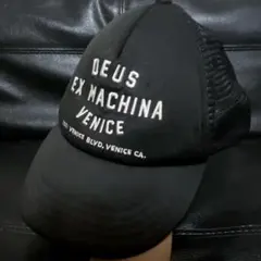 DEUS EX MACHINA ブラックトラッカーキャップのサムネイル