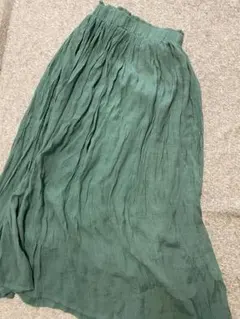ロングスカート　緑　フレア