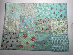 パッチワークのランチョンマット ❤︎ハンドメイド