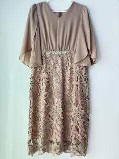 結婚式　二次会　パーティー　くすみピンクベージュ シフォン レース ドレス