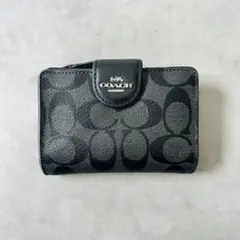 COACH SIGNATURE MEDIUM CORNER ZIP WALLET