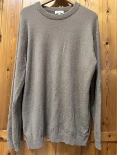 長袖　ニット　ふわふわTシャツ