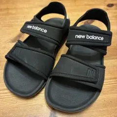 ニューバランス　キッズ　サンダル　ブラック