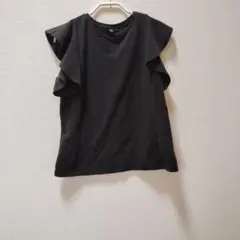 UNIQLO　フリル付き ブラック Tシャツ Lサイズ
