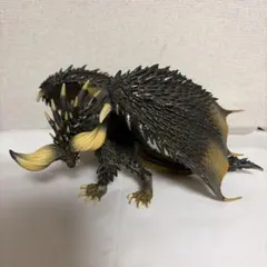 ネルギガンテ 一番くじ モンスターハンター：ワールド A賞箱無し