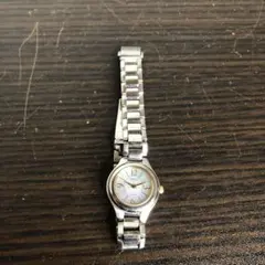 セイコー V110-0AJ0 ソーラー レディース腕時計