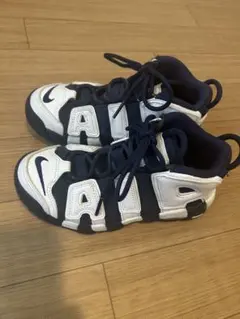NIKE AIRモアアップテンポ