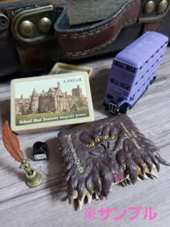 まとめ売り　ハリー・ポッターミニチュアコレクション2+羽根ペンセット