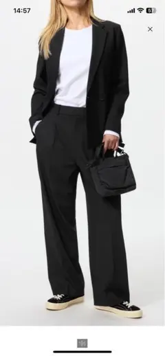 UNIQLO タックワイドパンツ