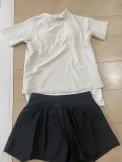 女の子　セパレート　水着　半袖　ラッシュガード　150㎝
