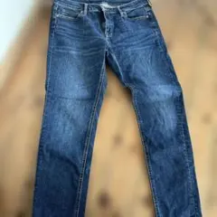 Item thumbnail for item f7656dc2-b46d-4ac5-9205-58013245d0b3