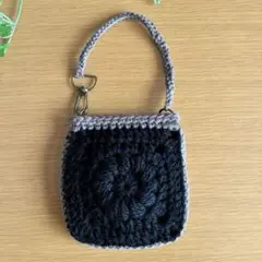 モチーフ編み　AirPods入れ　小物入れ　かぎ針編み　ハンドメイド