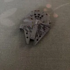 トミカ　スター・ウォーズシリーズ　ミレニアム・ファルコンのサムネイル