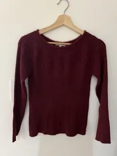 バーガンディ 長袖　ニット