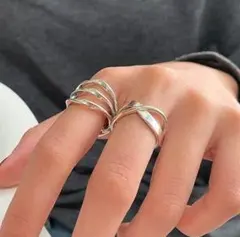 新品☆安心のメルカリ便☆韓国☆2個セット☆ペアリング☆3連 ワッカ☆リング ☆z