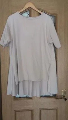 LEPSIM ベージュ 半袖Tシャツ サイズFのサムネイル