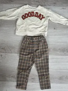 トレーナーとチェックパンツセット