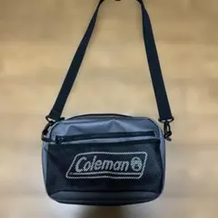 Coleman シールドショルダー　ポーチ　防水