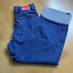 Levi's RED デニムパンツ レディースのサムネイル