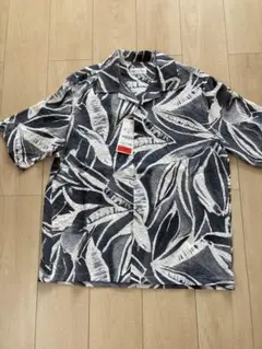 新品タグ付きZARAメンズシャツ　L相当