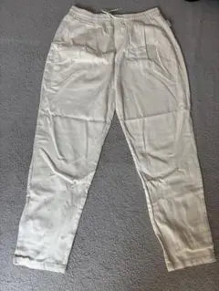 ホワイト ストレートパンツ 紐ウエスト