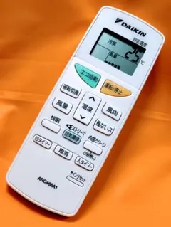 DAIKINダイキン☆純正エアコン用 リモコン型番ARC468A1のサムネイル