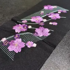 桜刺繍 半襟 黒