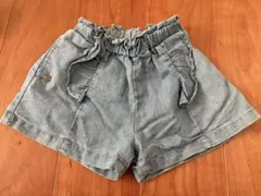 apres les coursフリル付きライトブルーショートパンツ 100