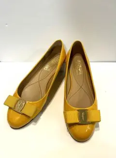 大幅 SALE⭐︎美品フェラガモ　6.5 ヴァリナ　ヴァラリボン　フラット