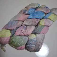 シルク毛糸　100g×3カセ