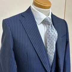 スーツセレクト　スリーピーススーツ＆ネクタイの2点セット　サイズA4 美品