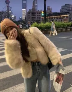 SHEIN ファーコート 白