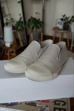 MHL. ベージュ スニーカー