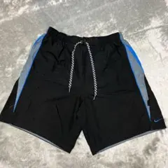 Nike XL ブラックショーツ サイドライン