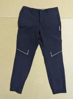 ストレッチ テーパードパンツ