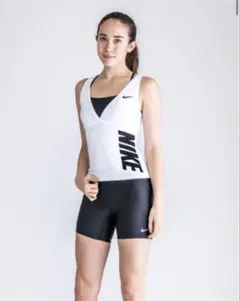 NIKE スポーツ用水着 セパレート Mサイズのサムネイル