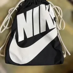 NIKE ナップサック ブラックのサムネイル