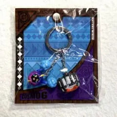 ポケモン キーホルダー コスモッグとリーリエが持っているドラムバッグ