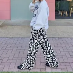 アヤカワサキ　フラワーパンツ