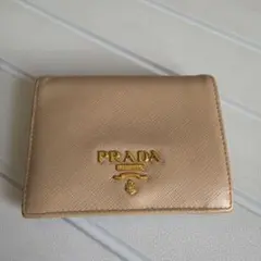 PRADA サフィアーノ 二つ折り財布 ピンクベージュのサムネイル