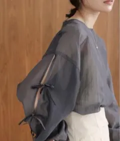 バブ ブージュルード 袖 リボン シアー ブラウス トップス 長袖 グレー