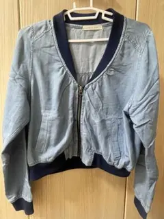 ライトブルー ジップアップジャケット