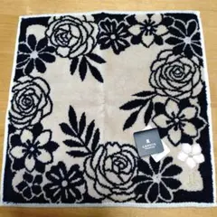 LANVIN 花柄タオルハンカチ