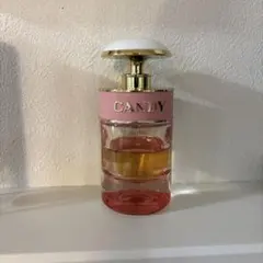 PRADA CANDY KISS 50ml 残量約7割 - メルカリ