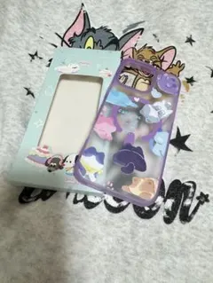 紫のキャラクター付きiPhone16ProMaxケース MagSafe対応