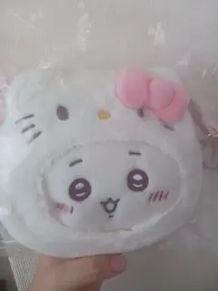 ちいかわ　サンリオ　コラボ　ポシェット　ハローキティ